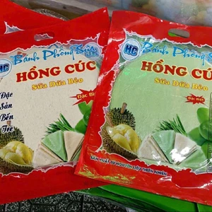 Combo 2 Bánh phồng sữa Hồng cúc ( 1 xanh 300g và 1 Trắng 300g )