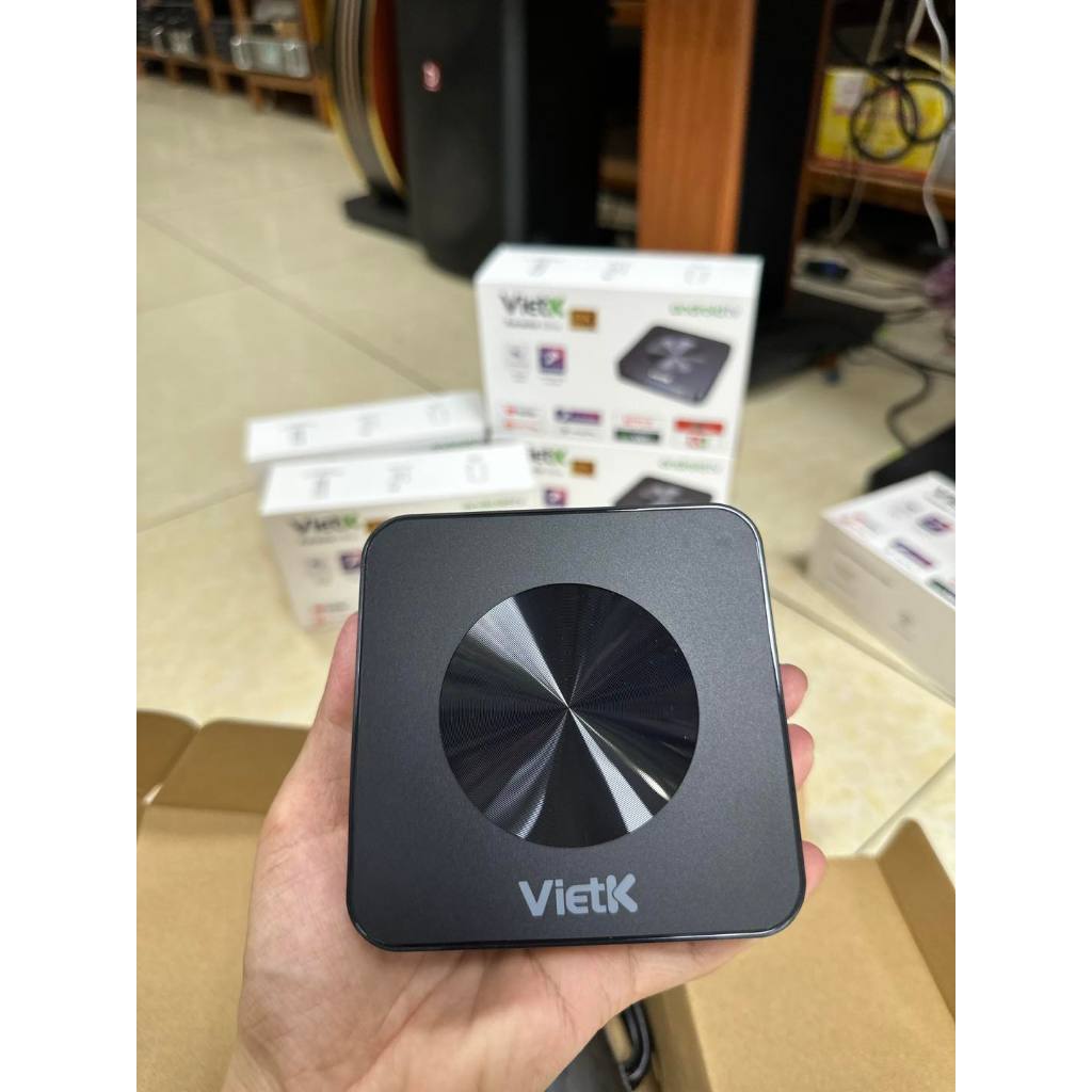 Đầu hát karaoke VietK VBox 8K, Android 12, GPU 8K, hỗ trợ 4K Ultra HD, RAM 2GB và ROM 16GB.