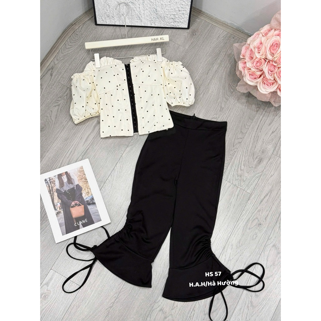 Set áo chấm bi bèo trễ vai phối khoá mix quần ống loe siu hách dáng S01