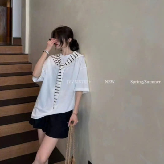 Áo Phông Cộc Tay Nữ Tính Quàng Khăn Kẻ Sọc Chất Cotton 4 Chiều Mềm Mát Cao Cấp