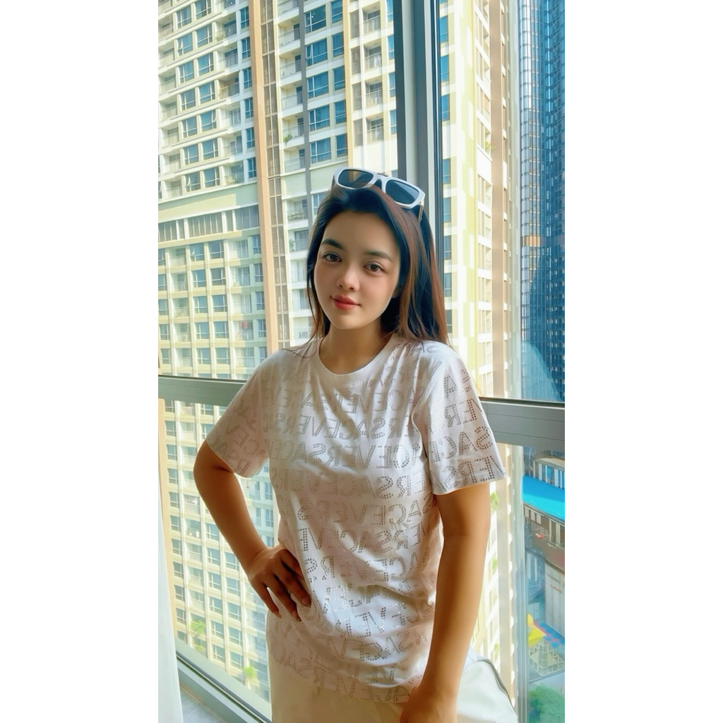 Áo thun đính đá chữ Versace bling bling trắng đỏ