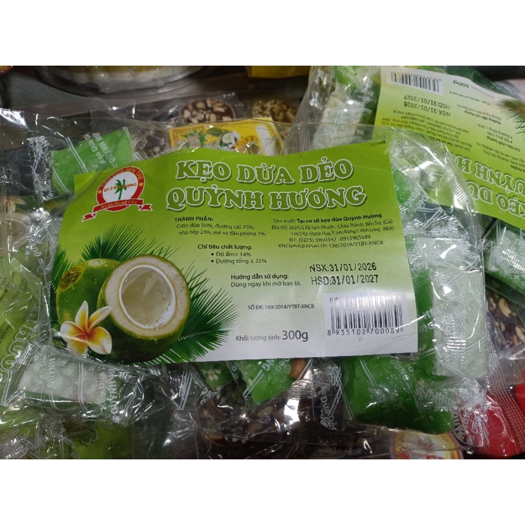 Kẹo dừa dẻo (dứa) Quỳnh Hương 300g