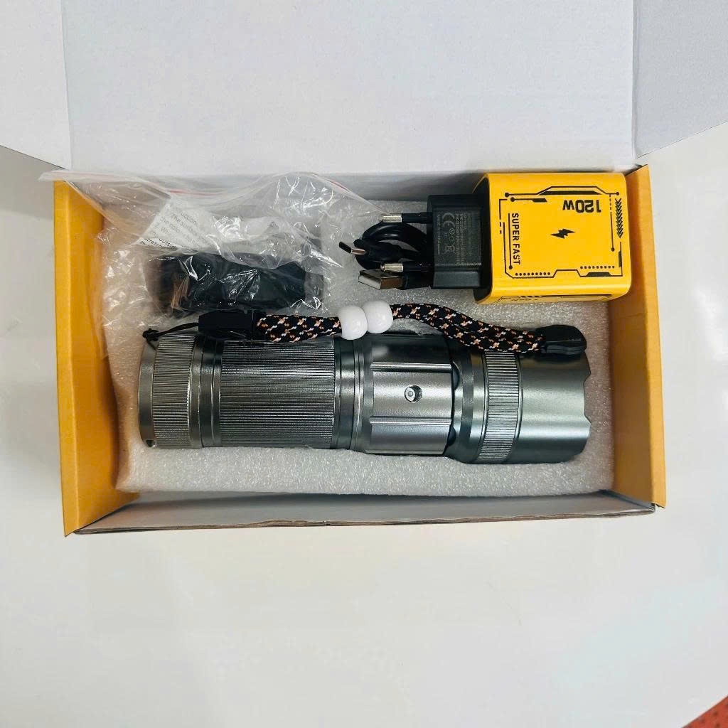 Đèn pin Kirito 15W – Đèn pin sạc, chiếu sáng cầm tay, chống nước IP66, nhiều chế độ