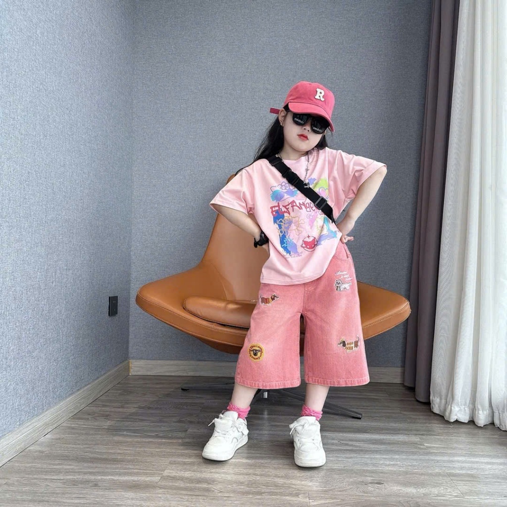Set áo thun oversize & quần culottes hồng cá tính cho bé