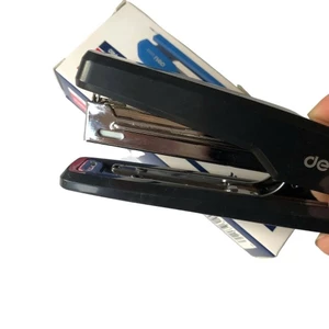 ghim deli 0229 dập nhanh gọn