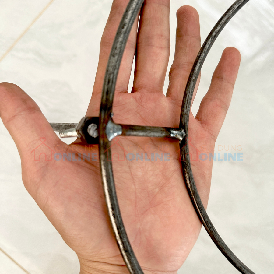 Kiềng sắt 3 chân tháo lắp tiện lợi gọn gàng mang đi cắm trại, nấu ăn ngoài trời