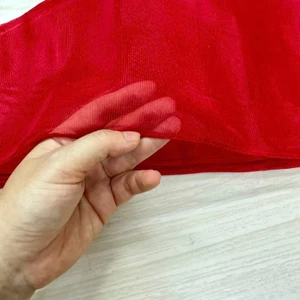 Khăn Đỏ Dành Cho Học Sinh Sinh Viên Vải Đẹp