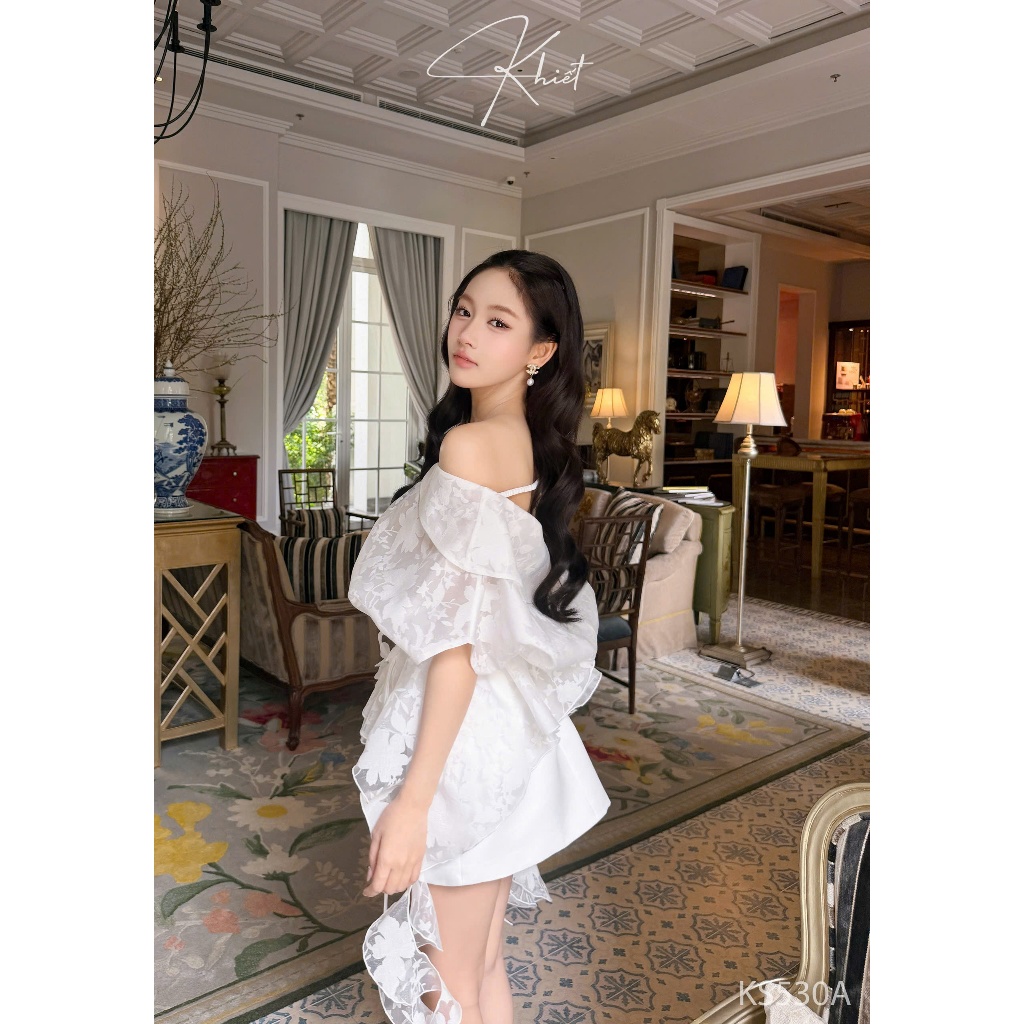 Set áo oganza trễ vai phối chân váy chữ A tone trắng phong cách mùa hè trong trẻo KS530A