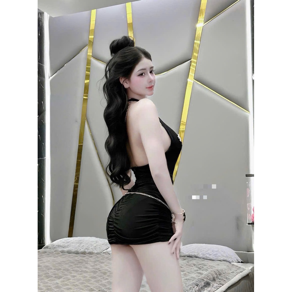 Váy body cổ yếm đính đá cổ đổ hở lưng sang chảnh V03
