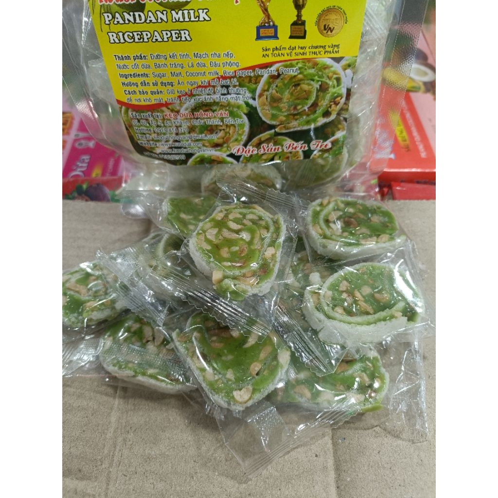 Kẹo dừa nướng [ lá dứa ] Hồng Vân 500g -- đặc sản Bến Tre