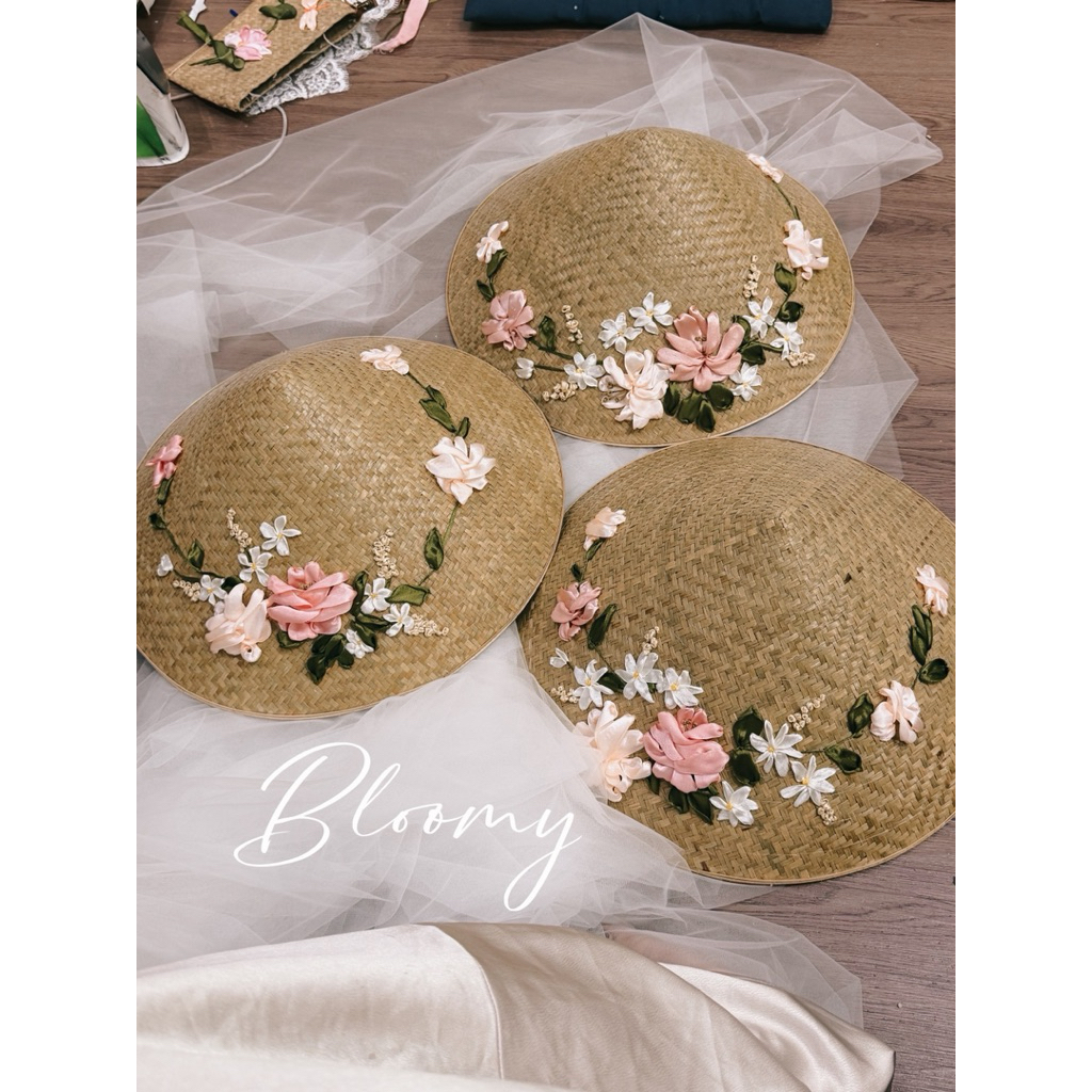 Nón Lá Cỏ Bàng Thêu Tay BLOOMY