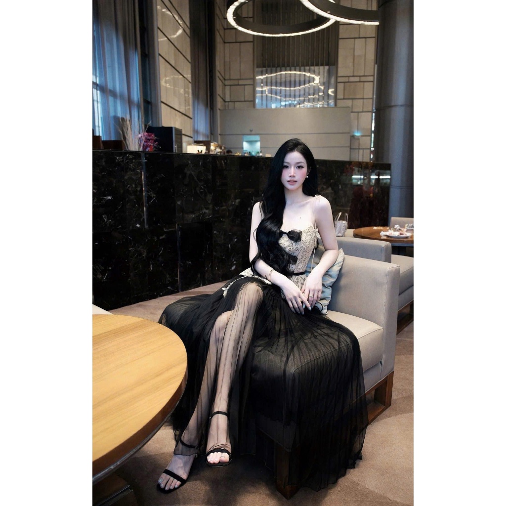 ZIMM STORE-Đầm dự tiệc thiết kế sang trọng set áo ren hoa nơ đen và chân váy voan lưới dàiZIMM à thương hiệu thời trang