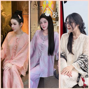 Pháp Phục Tằm Thọ ánh Kim Dáng Bà Ba Suông Cúc Bọc phom xuông tiểu thư | Đồ Lam An Nhiên