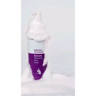 Sữa rửa mặt tạo bọt làm sạch sâu dành cho mọi loại da Juliette Armand Cleansing Face Foam