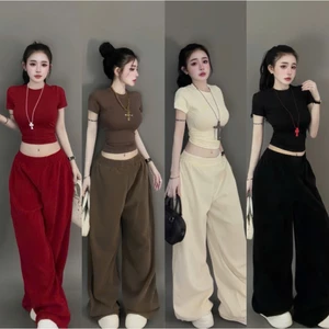 Set Bộ Đồ Nữ Áo Thun Zip Croptop Co Giãn Ôm Body Thêu Bad Ngắn Tay Mix Quần Suông Dài Ống Rộng Tăm Nhung