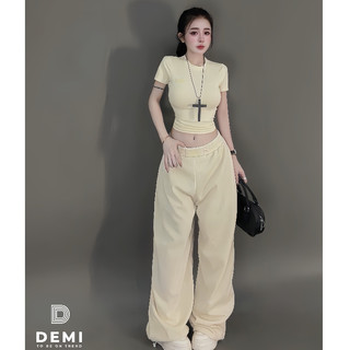 Set Bộ Đồ Nữ Áo Thun Zip Croptop Co Giãn Ôm Body Thêu Bad Ngắn Tay Mix Quần Suông Dài Ống Rộng Tăm Nhung
