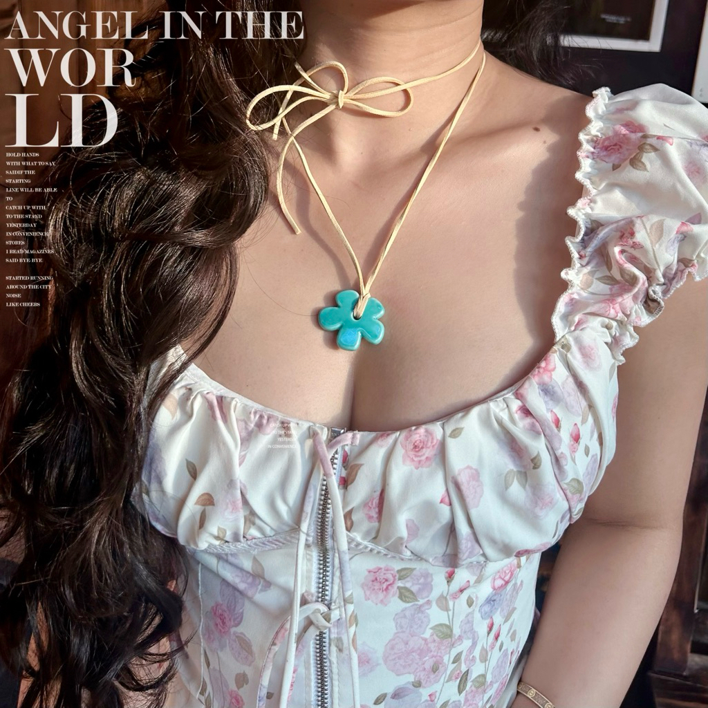 Vòng Cổ Hoa Gốm Thủ Công Nhiều Màu Sắc QUEMEO handmade Dây Da Dáng Dài