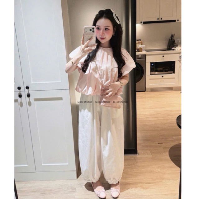 “Mira Set” Set Áo babydoll chấm bi cổ tròn tay bồng dáng bí from rộng kèm quần dài ống xuông viền bèo style basic dễ mặc