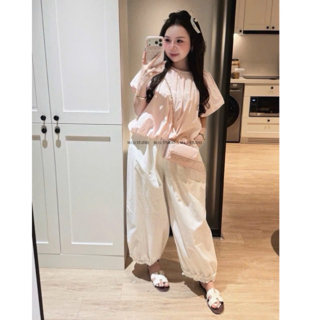 “Mira Set” Set Áo babydoll chấm bi cổ tròn tay bồng dáng bí from rộng kèm quần dài ống xuông viền bèo style basic dễ mặc