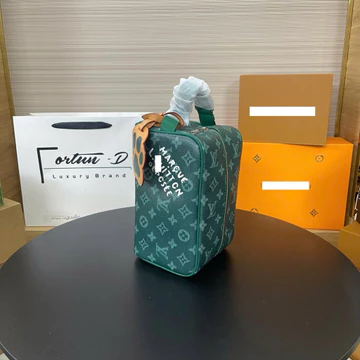 Women's Clutch