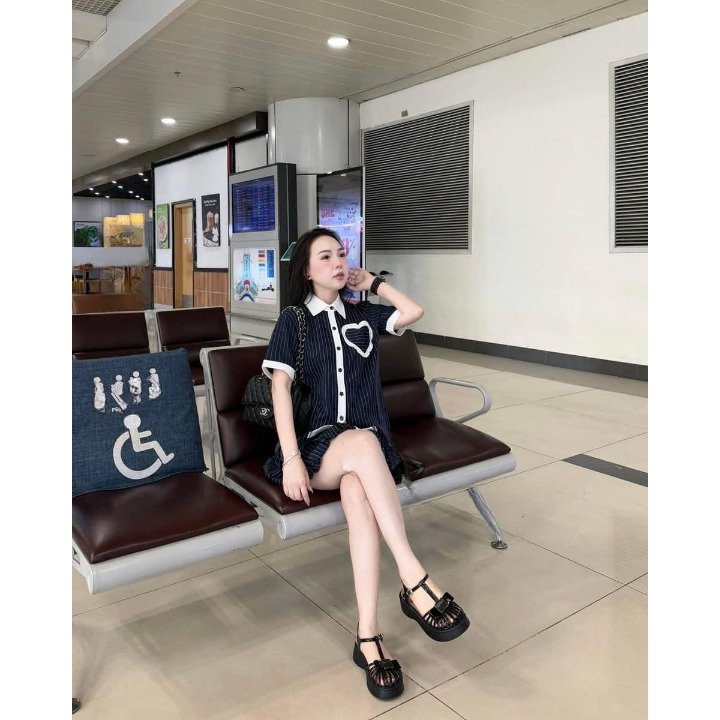 Set đồ nữ DONA HCOM25483 sơ mi nữ kẻ sọc phối viền trắng, đồ bộ nữ cổ bẻ váy bí phong cách Hàn Quốc