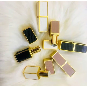 ( THANH LÝ ) vỏ son trụ son sáp / son thỏi handmade khuôn 12.1mm