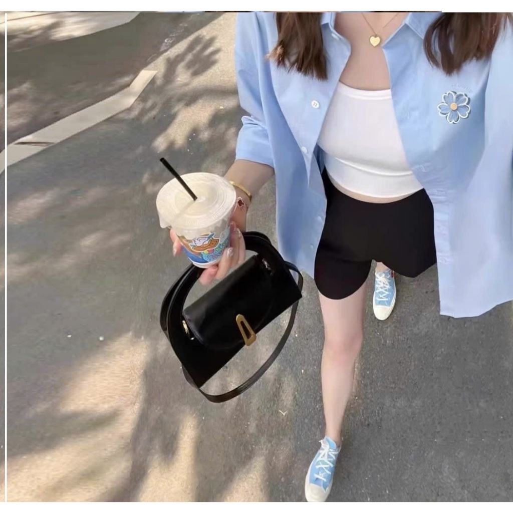 Áo Sơ Mi Nữ HAZEE màu Pastel Cài Hoa Nhí – Áo khoác ngoài nhẹ 2026 | Mix Đồ Dạo Phố, Đi Học, Đi Làm