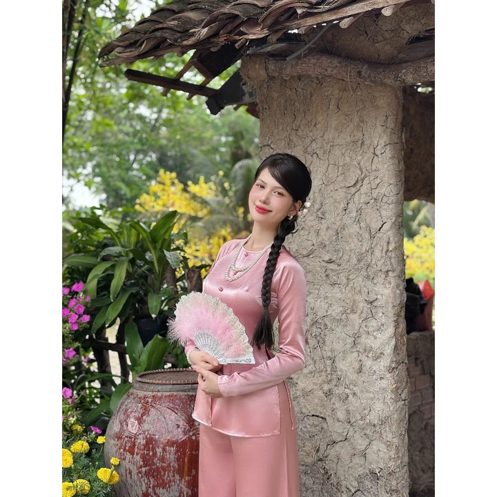 Hân Nguyễn Áo Bà Ba - B.A180 - Bộ Bà Ba Lụa Valentinoo Châu Sa Cao Cấp Cổ Tròn Nút Nụ Dây Kéo ( Quần CÙNG CHẤT )