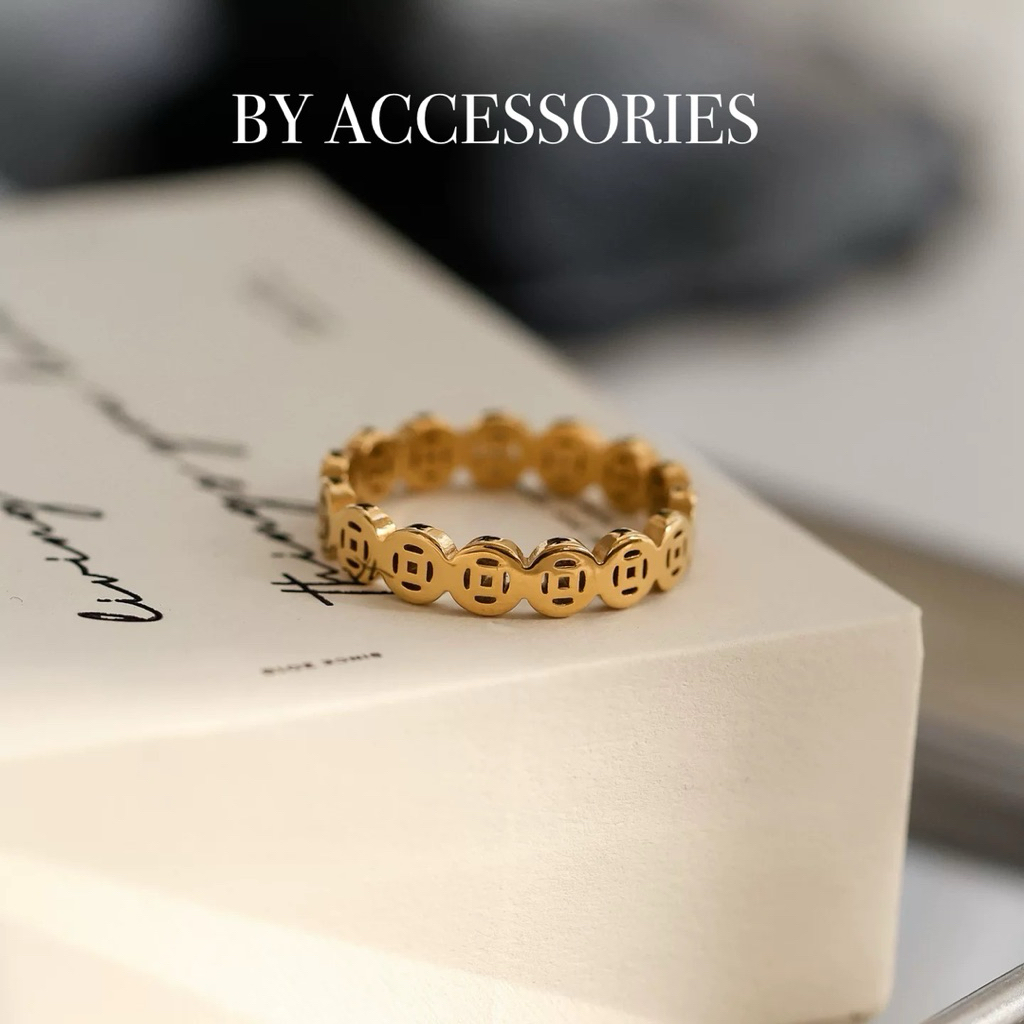 Nhẫn nam nữ unisex titan hình đồng xu may mắn kết vòng tròn mạ vàng không gỉ WR2642 BYACCESSORIES