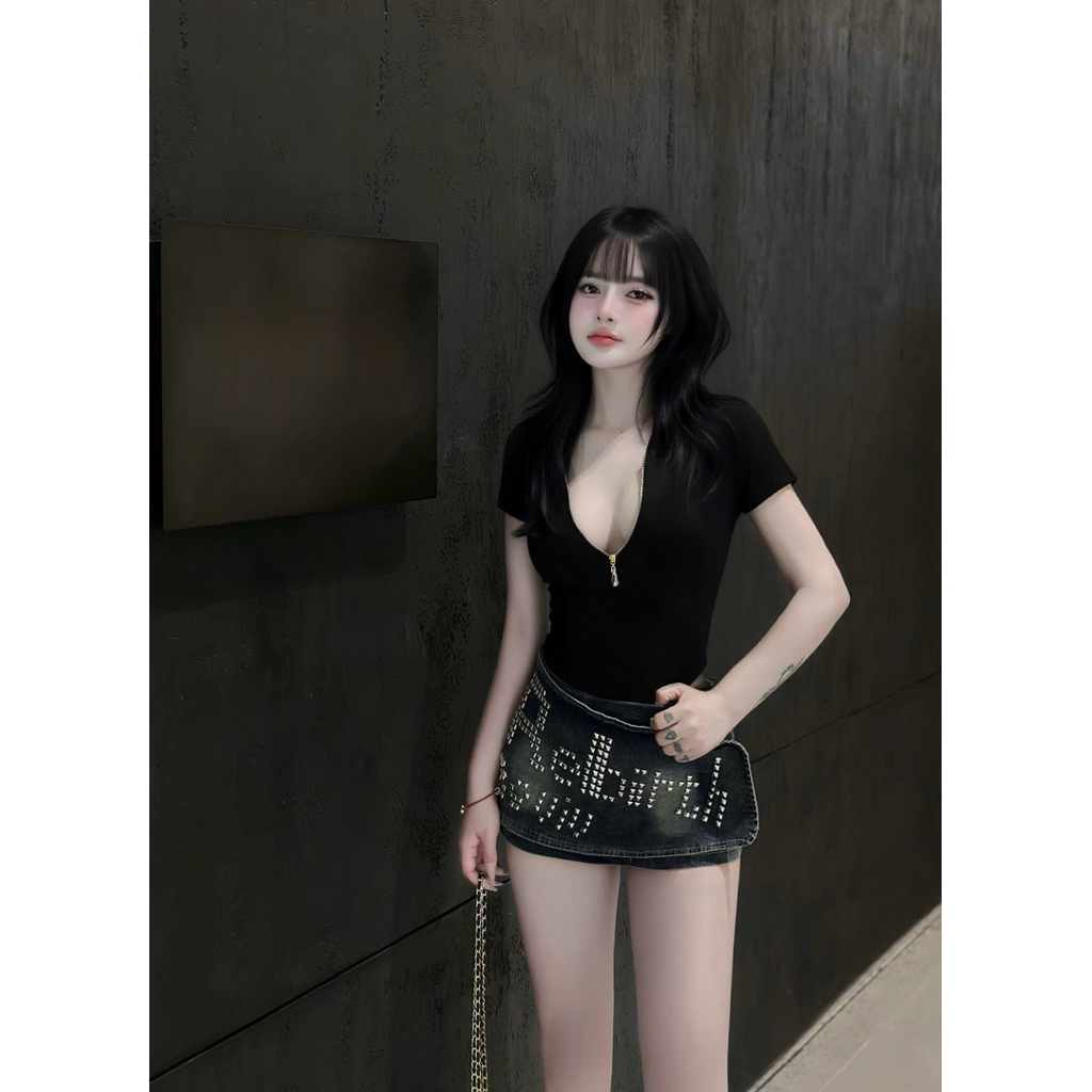 Áo bodysuit cộc tay khoá ngực siu sang chảnh