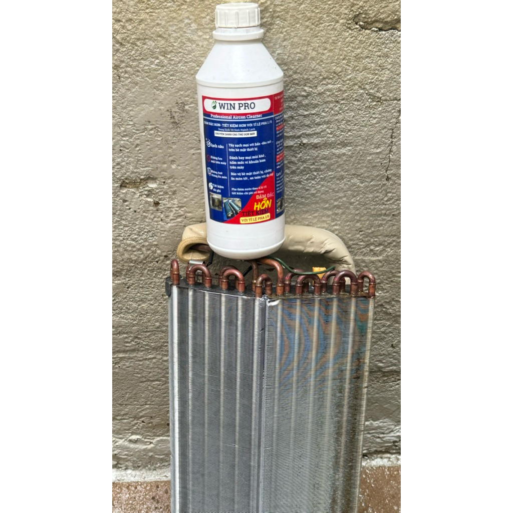 (Bản Hương Thơm ) Nước Tẩy Rửa Dàn Lạnh - Máy Lạnh - Máy giặt Winpro chai 1000ml .