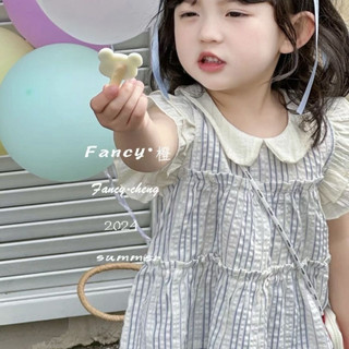Set áo sọc kẻ cổ sen bèo nách + quần túi đính nơ cho bé gái