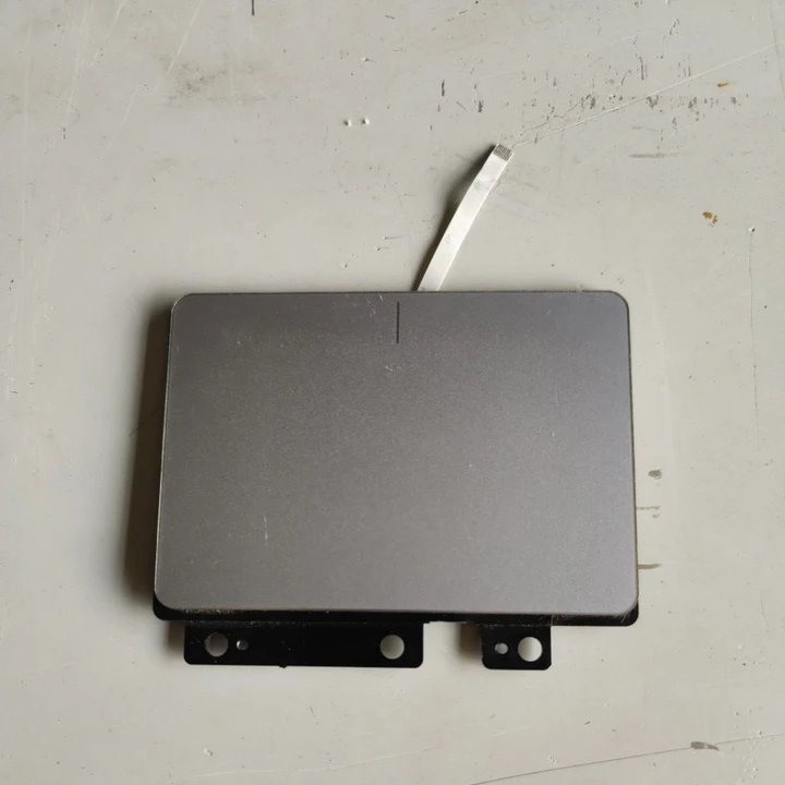 miếng rà chuột kèm cọng cáp zin theo máy laptop ASUS A541U, cũ, còn nguyên , đang xài ok