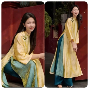 Áo dài cách tân suông nữ 4 tà chất tơ óng ánh kim đính khuy vải cổ cao tay lỡ kèm quần lụa ống rộng trẻ T1612G
