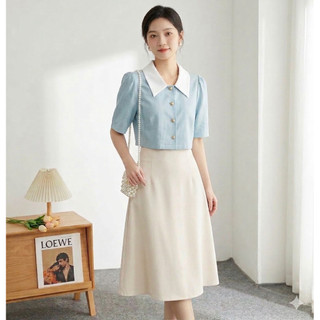 Áo crop gân cổ đức phối cúc đồng
