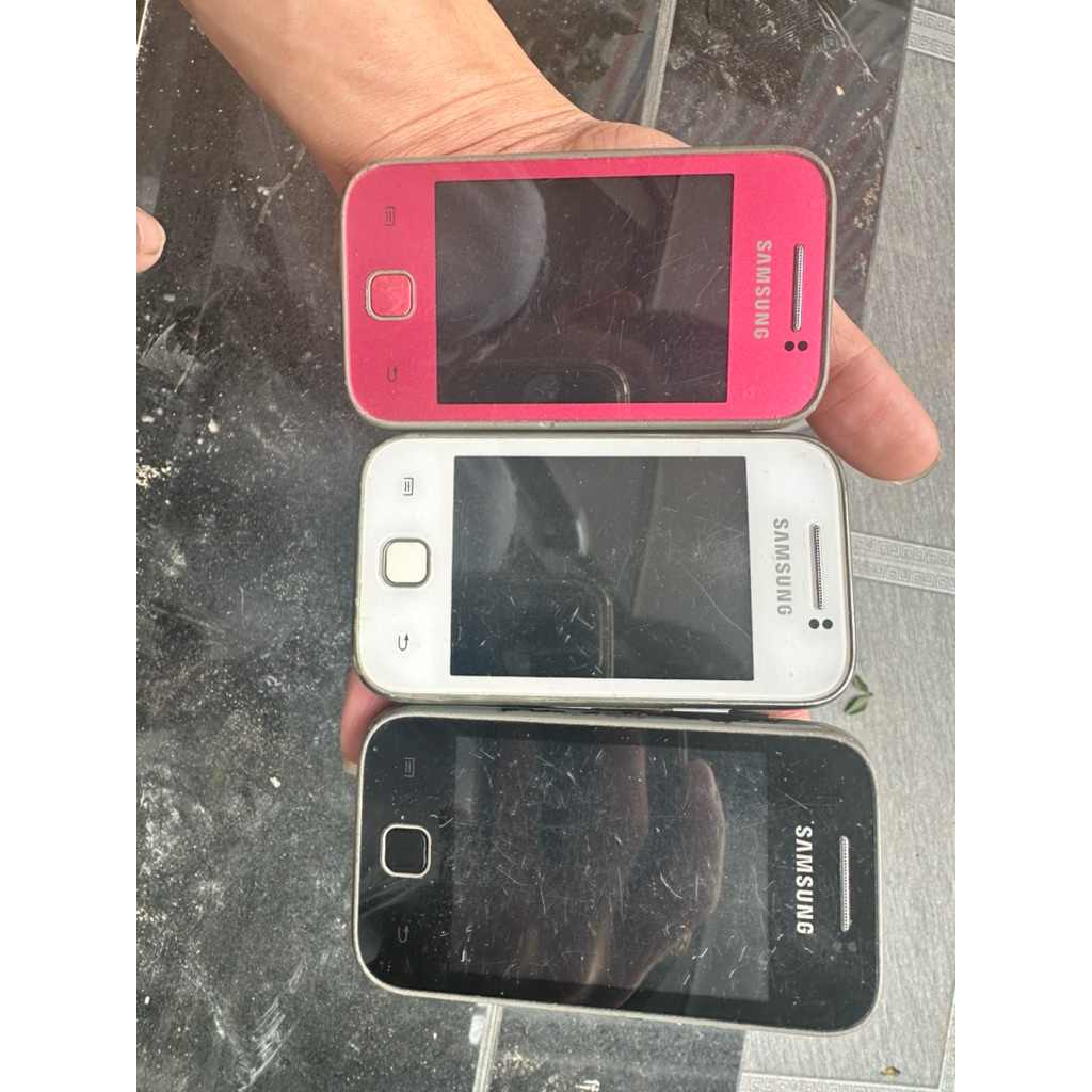 Điện Thoại Samsung Galaxy Y GT-S5360 Hỗ trợ 3G,Wifi Kèm Pin Mới + Dây Sạc - ảnh 3