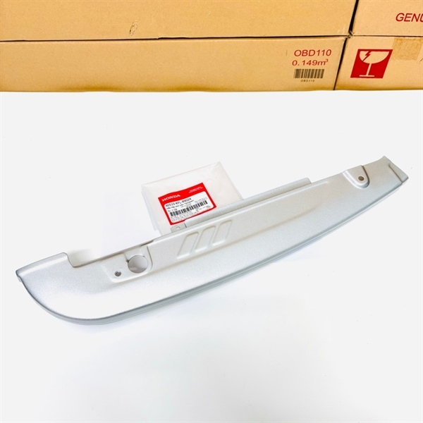 Hộp xích trên Future 1 / Wave Alpha đời đầu màu Bạc Zin Honda