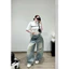 Quần jeans suông rách lót đen 1 bên