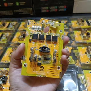 BMS 5S-120A chính hãng dx -Box 5-10-15 CELL 21700 chân phổ thông