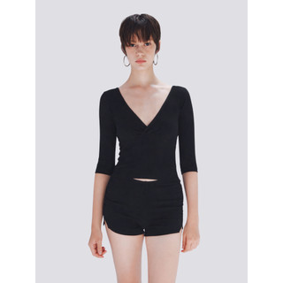 THEKIM Set Áo tay lỡ cổ V và quần short nhún cạnh chất liệu rib cotton mềm CS394361