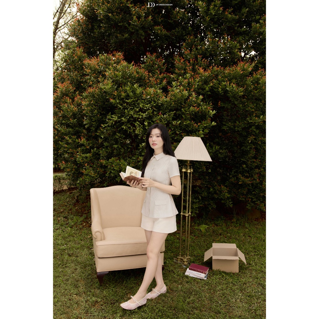 Set Áo Cổ Ngang Phối Cổ Đức 2T22.2602, Quần Sooc Ngắn Cạp Vừa 3S03.2602, Bộ Đồ Nữ Mùa Hè Thanh Lịch Sang Trọng By JM