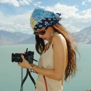Khăn Bandana nữ đội đầu vuông kích thước 68x68 cm phong cách retro khăn quàng cổ phong cách hiphop vải dệt xương cá