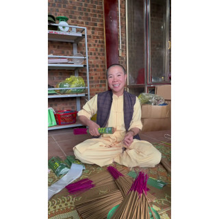 TTTTXH- Hương Quế Hương Hồi Long ( Mỗi bó 100 nén)