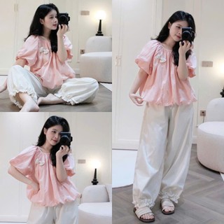 Set Bộ Đồ Nữ Thô Mềm Áo Màu Hồng Chấm Bi Cổ Tròn Tay Bồng Gấu Bí Phồng Mix Quần Sài Ống Rộng Bèo Gấu