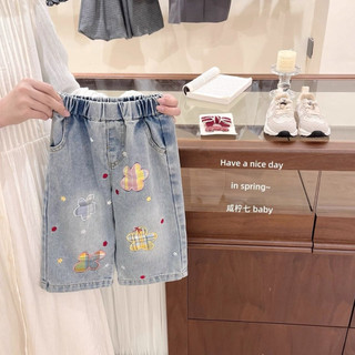 Quần jeans dáng suông hoạ tiết hoa cho bé gái