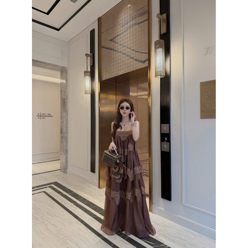 Đầm 2 dây maxi xoè tầng phối viền ren mai phương bùi