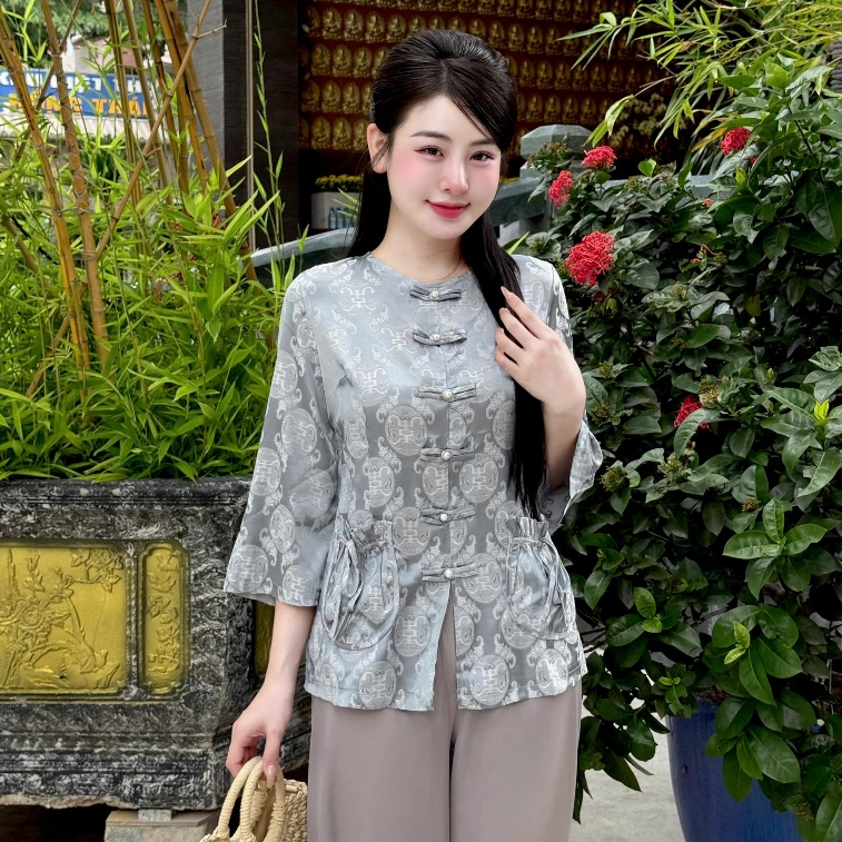 Mã áo lẻ -Đồ lam đi chùa nữ bộ pháp cổ tròn túi tiền lụa gấm chữ thọ mềm mại sang trọng mặc đi lễ chùa thanh lịch