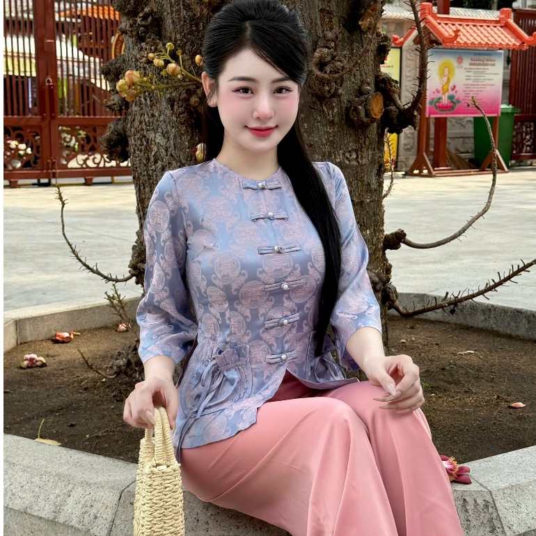 Mã áo lẻ -Đồ lam đi chùa nữ bộ pháp cổ tròn túi tiền lụa gấm chữ thọ mềm mại sang trọng mặc đi lễ chùa thanh lịch