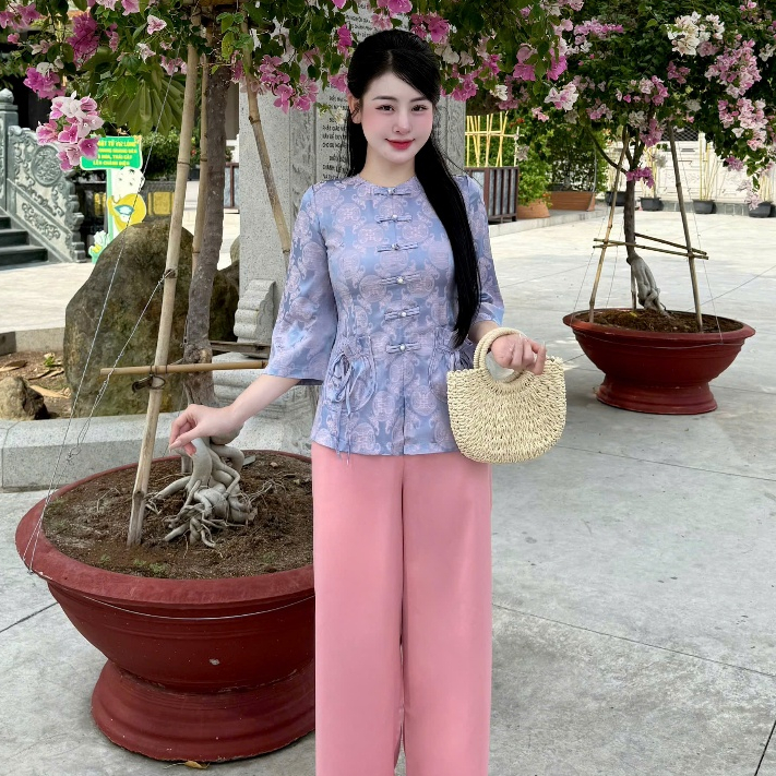 Mã áo lẻ -Đồ lam đi chùa nữ bộ pháp cổ tròn túi tiền lụa gấm chữ thọ mềm mại sang trọng mặc đi lễ chùa thanh lịch