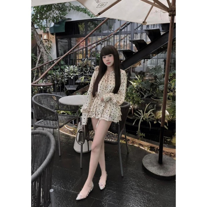 Đầm nữ, váy nữ DONNA HCOM2901 tay dài hoạ tiết chấm bi cổ V bo chun eo tôn dáng, cực xinh